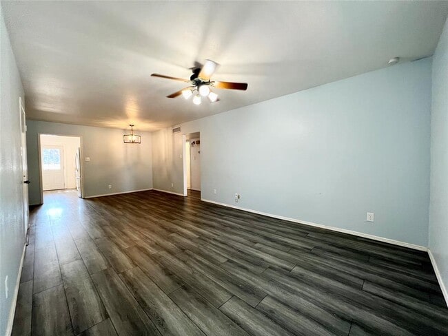 Building Photo - 1300 Eagle Lake Rd