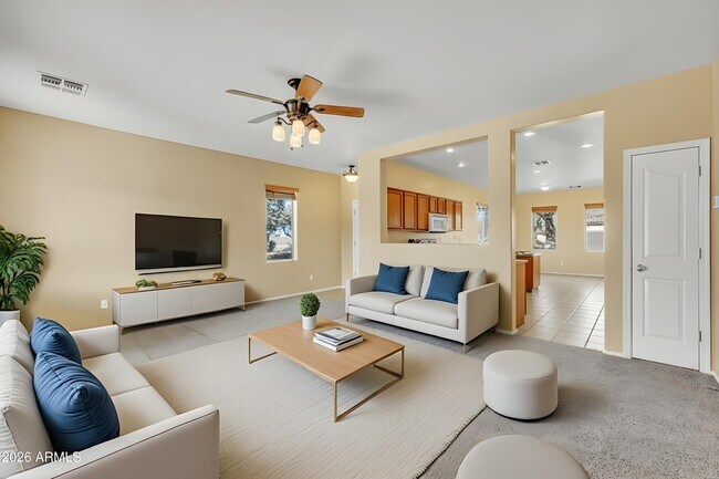 Building Photo - 45445 Gavilan Dr