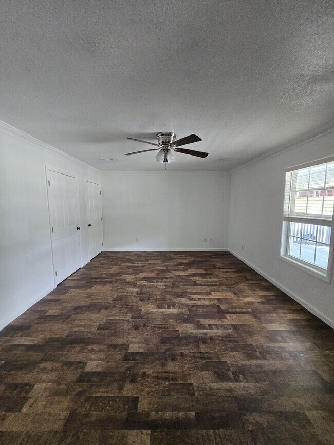 Building Photo - 39 Ga Ln