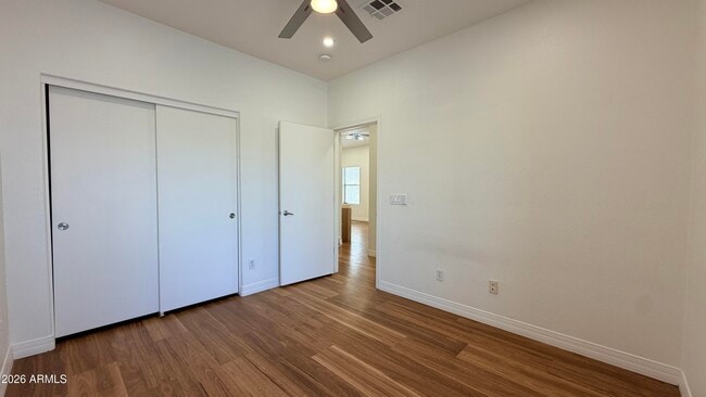 Building Photo - 3 S Laveen Pl