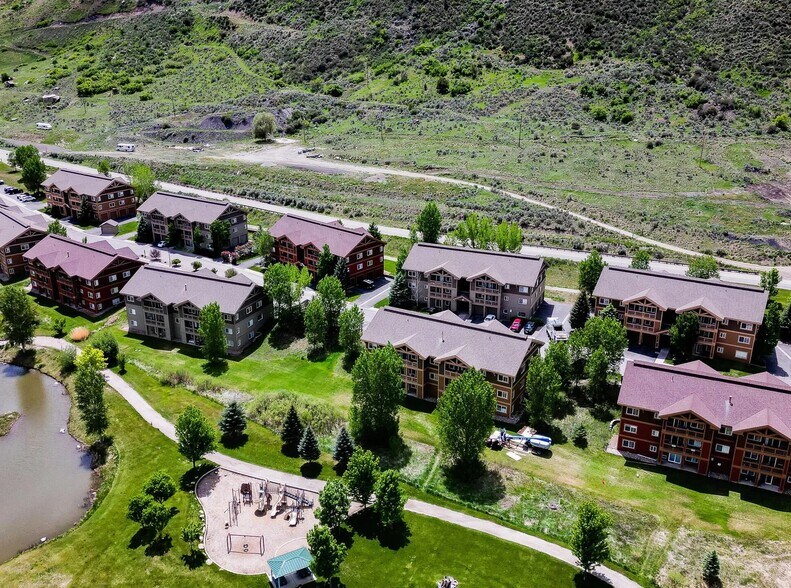 Condo Complex - 612 River View Drive