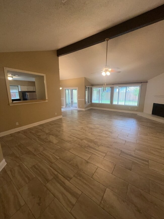 Building Photo - 7702 Tierra Verde Dr