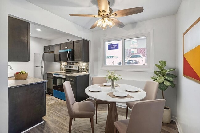 Building Photo - 535 Pasadena Ave