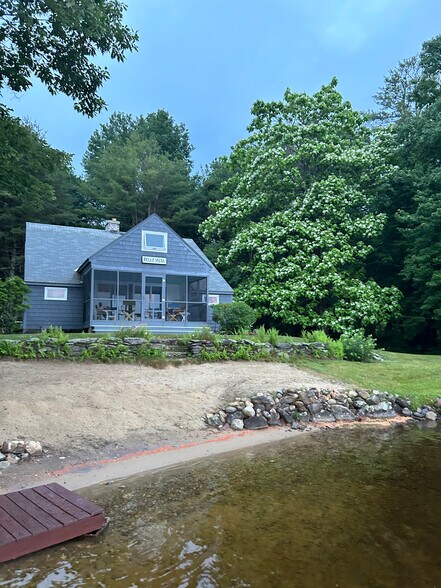 Building Photo - 146 Wellington Rd