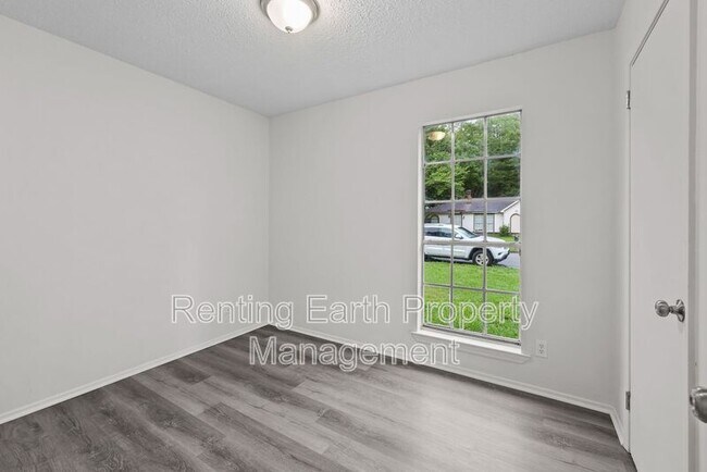 Building Photo - 6140 Cherry Hill Rd