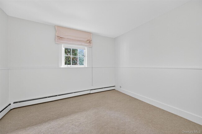 Building Photo - 1416 Ridge Rd
