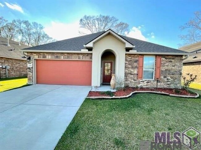 Primary Photo - 39356 Legacy Lake Dr