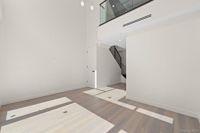 Building Photo - 312 Fenimore St