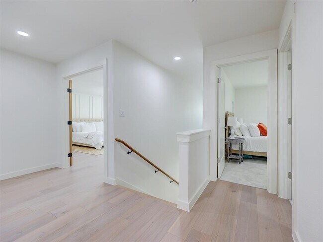 Building Photo - 11224 Pickard Ln