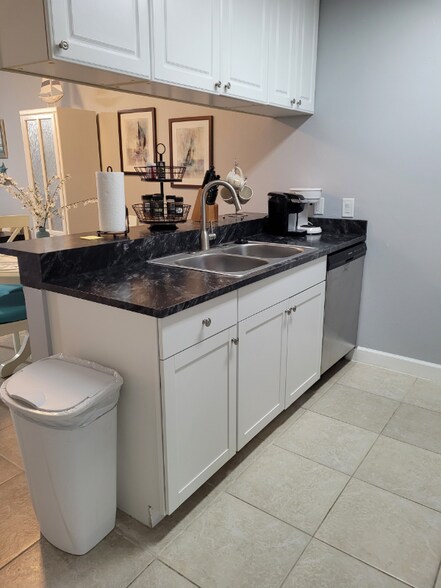 Building Photo - 13501 Siesta Pines Ct