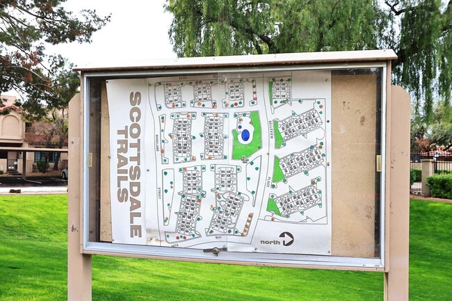 Building Photo - 8625 E Belleview Pl