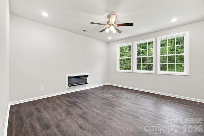 Building Photo - 122 McCarver Rd