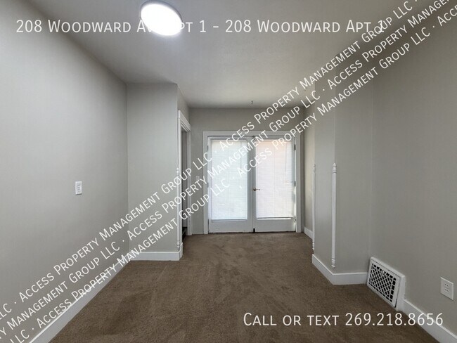 Building Photo - 208 Woodward Ave