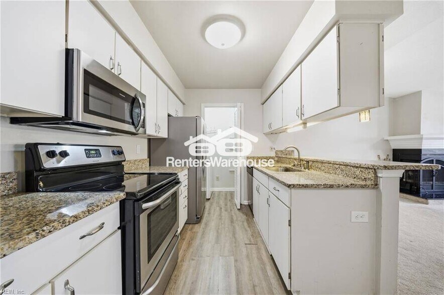 Building Photo - 720 Inlet Quay