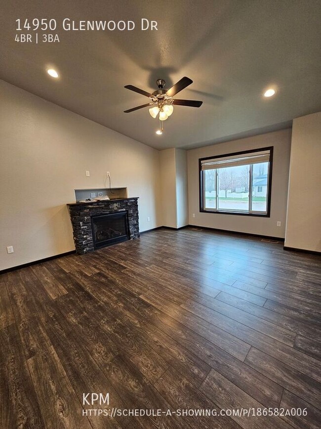 Building Photo - 14950 Glenwood Dr
