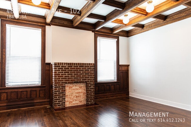 Building Photo - 48 Parkwood Ave