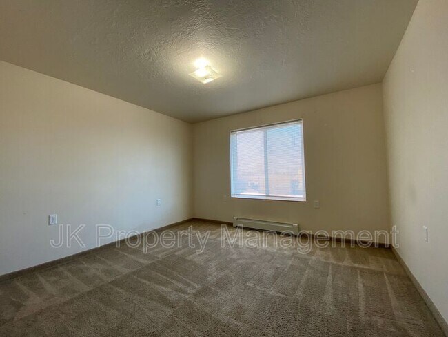 Building Photo - 5112 4th Ave N