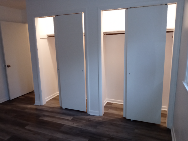 Building Photo - 3 A Saybrook Dr
