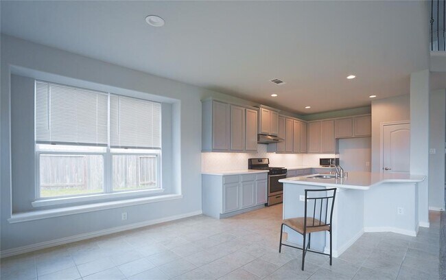 Building Photo - 9703 Willowmoor Lane