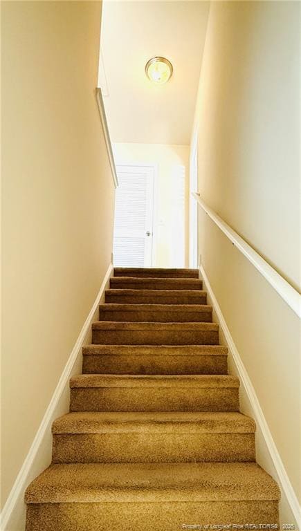 Building Photo - 522 Jernigan St