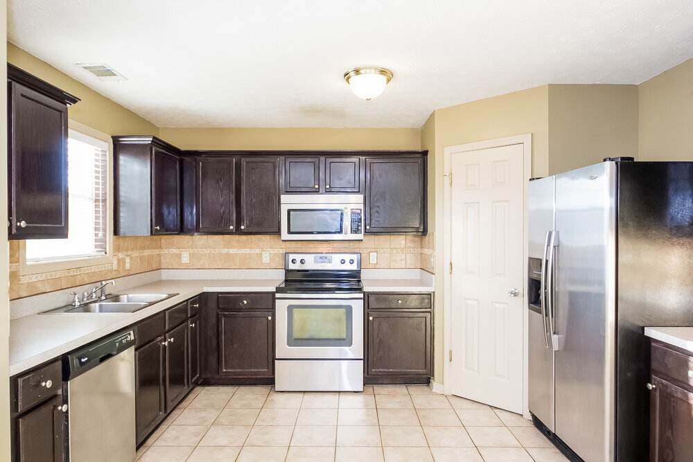 Building Photo - 5028 Burling Mill Dr