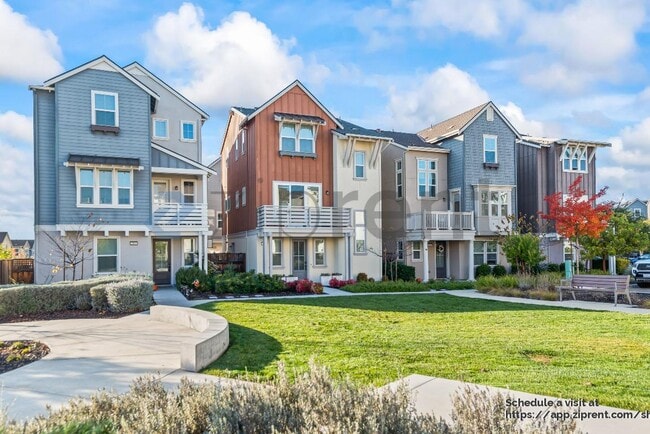 Building Photo - 2008 Confidence Wy