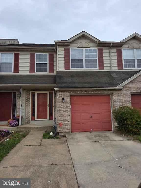 Building Photo - 24 Woodcrest Ct