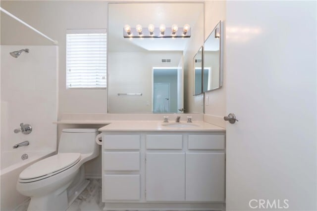 Building Photo - 2182 Avocado Dr