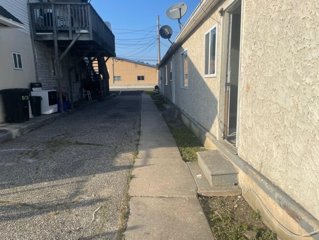 Building Photo - 519 Maryland Ave