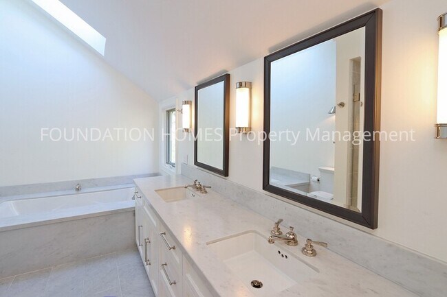 Building Photo - 62 Miwok Dr
