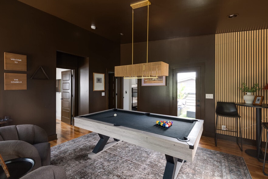 Building Photo - 1113 Wade Ave