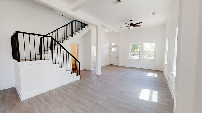 Building Photo - 3808 Avenue L