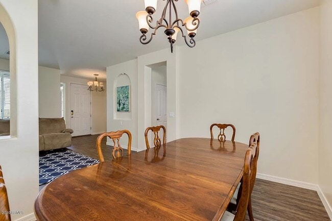 Building Photo - 7423 S 27th Way