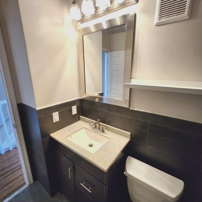 Building Photo - 9835 NW 57th Manor