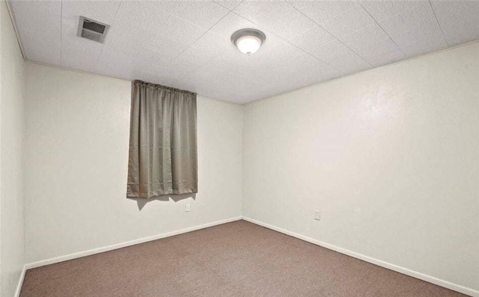 Building Photo - 2111 W 80th Ave