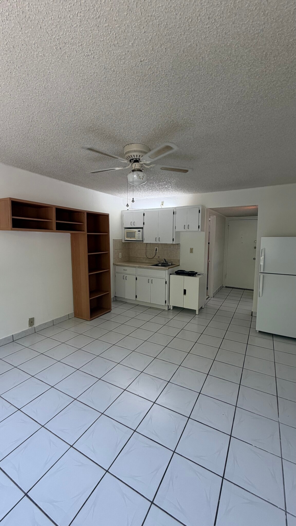 Building Photo - 6484 Indian Creek Dr