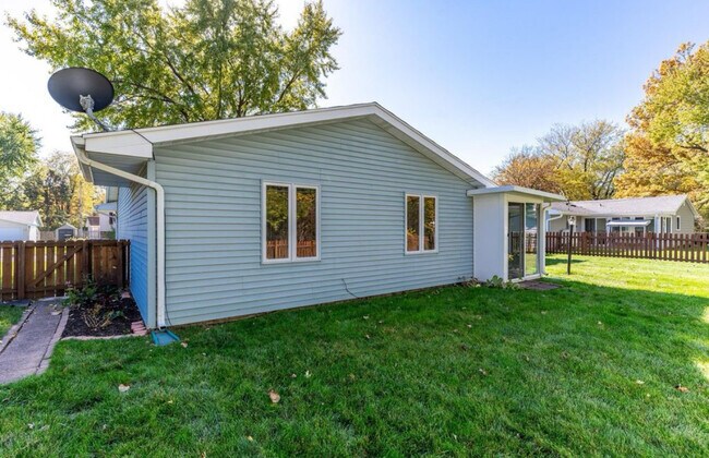 Building Photo - 4817 Eastwick Dr