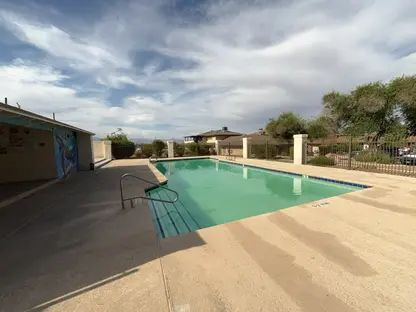 Building Photo - 2-Bed 1-bath in Prime Las Vegas Location – 950 Sq. Ft. of Comfort!