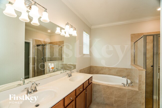Building Photo - 5089 Grand Cypress Blvd