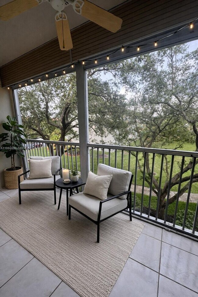 Building Photo - 1400 SW 124th Terrace