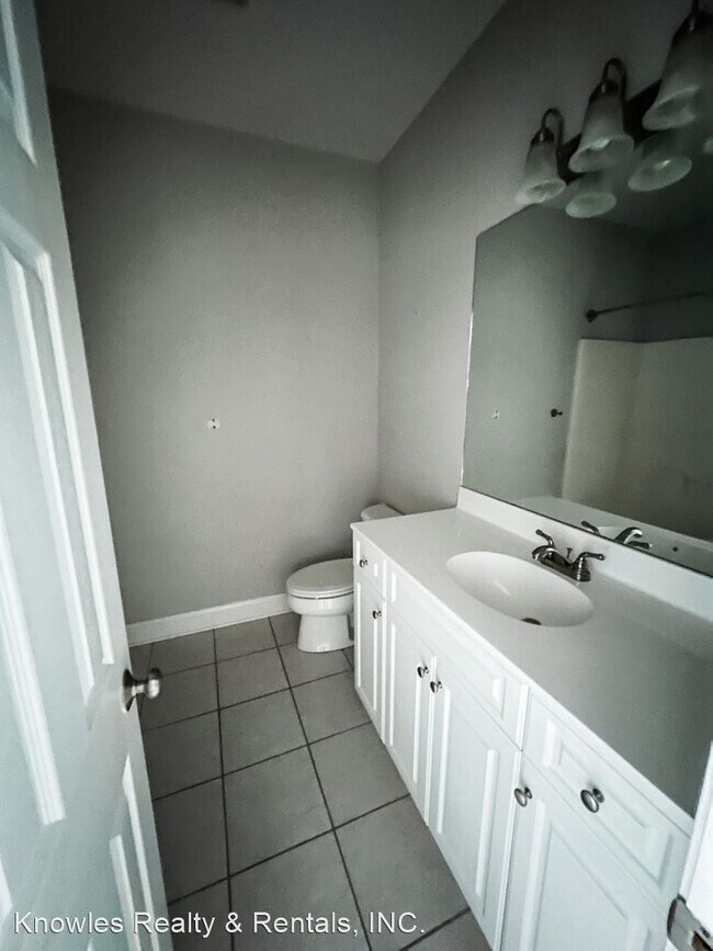 Building Photo - 4 br, 3 bath House - 5033 Gorham Avenue