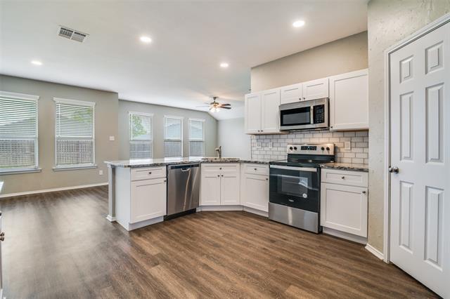 Building Photo - 2612 Redwood St