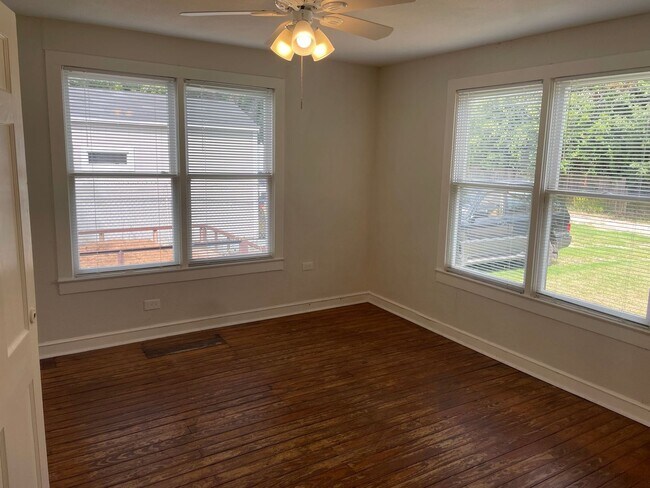 Building Photo - 2707 Trice Ave