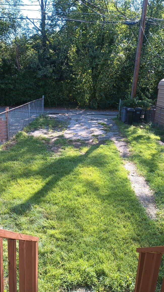 Building Photo - 7423 St Patricia Ct