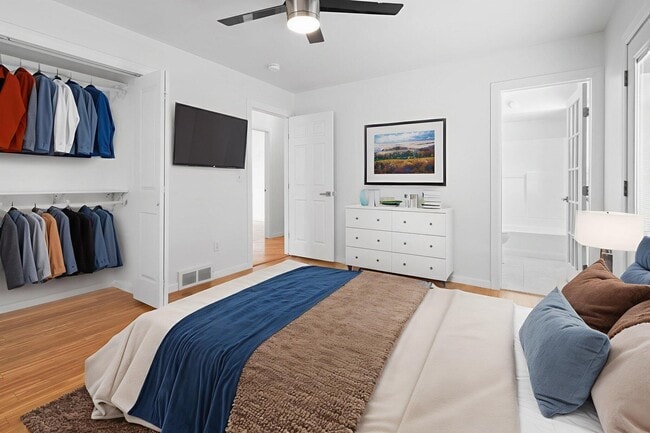 Building Photo - 655 Ferndale Ave