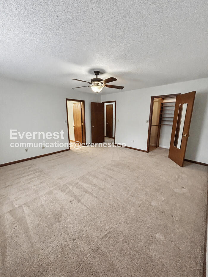 Building Photo - 2003 Aspen Way