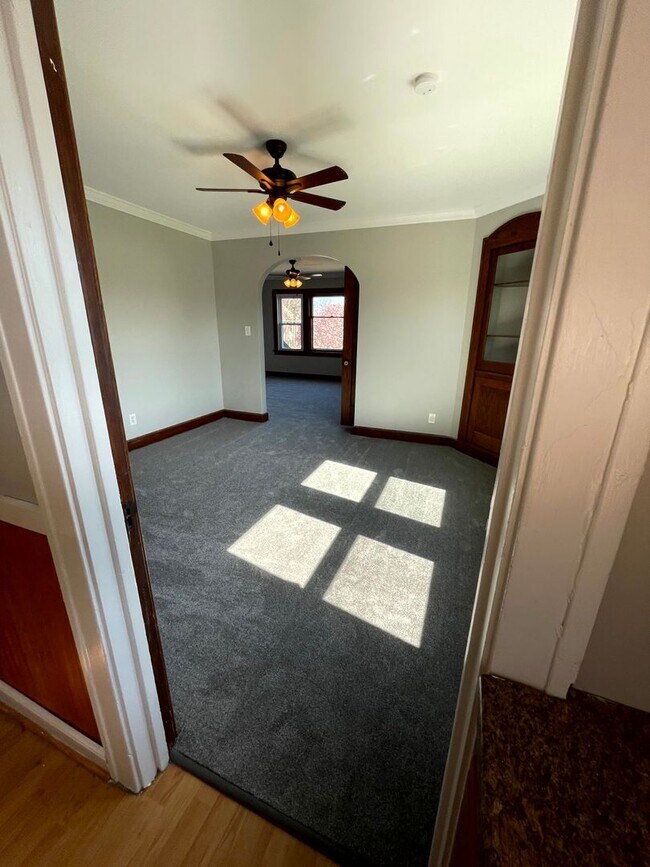 Building Photo - 6711 Dartworth Dr