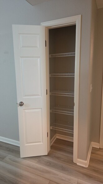 Building Photo - 4875 S Balsam Way