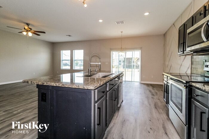 Building Photo - 3887 Saltmarsh Loop