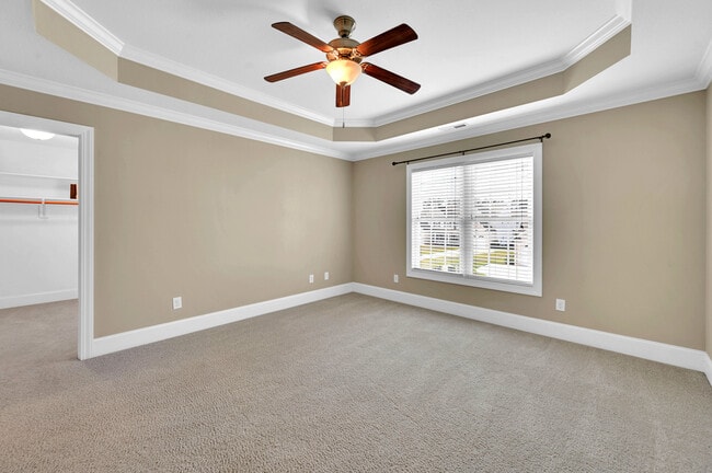 Building Photo - Brook Hollow